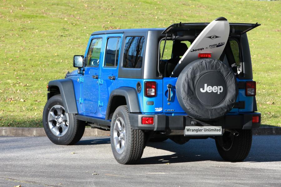  Jeep Wrangler Unlimited Nautic 2016 года  (фото 5 из 6)